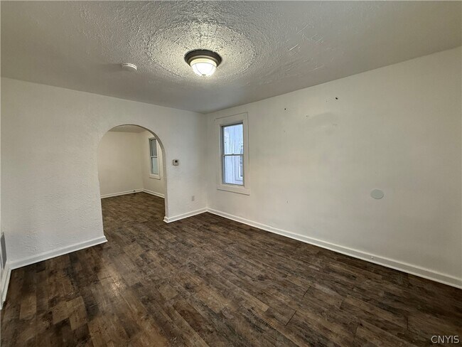 Building Photo - 108 Spring St