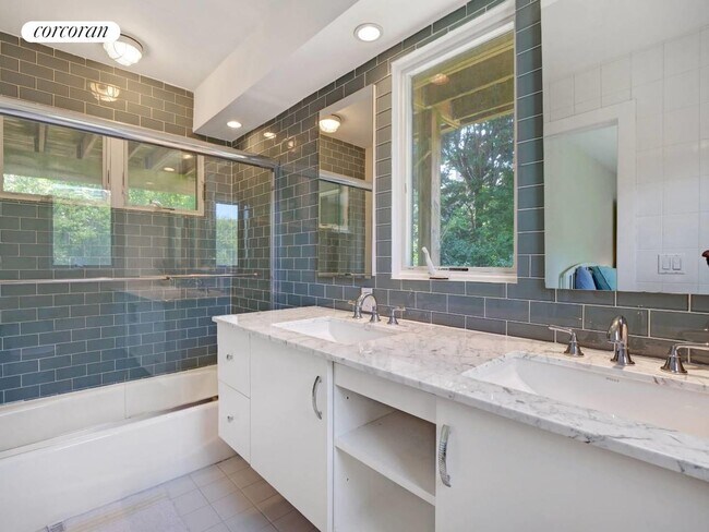 Building Photo - 78 Surf Dr