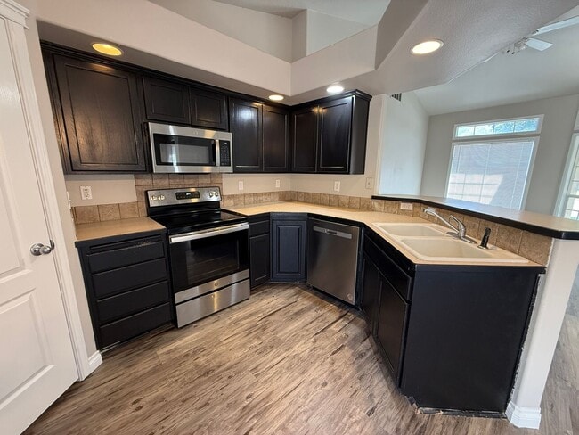 Building Photo - Beautifully Remodeled 4-Bedroom Nampa Home with Private Backyard.