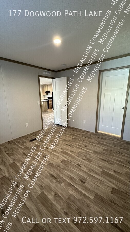 Building Photo - 177 Dogwood Path Ln