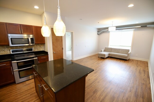 Building Photo - Two bedroom Rental at SoHo Lofts in NuLU