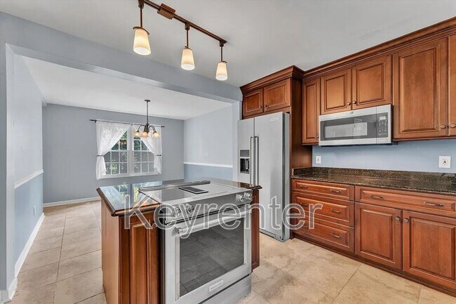 Building Photo - 7317 Willette Ct