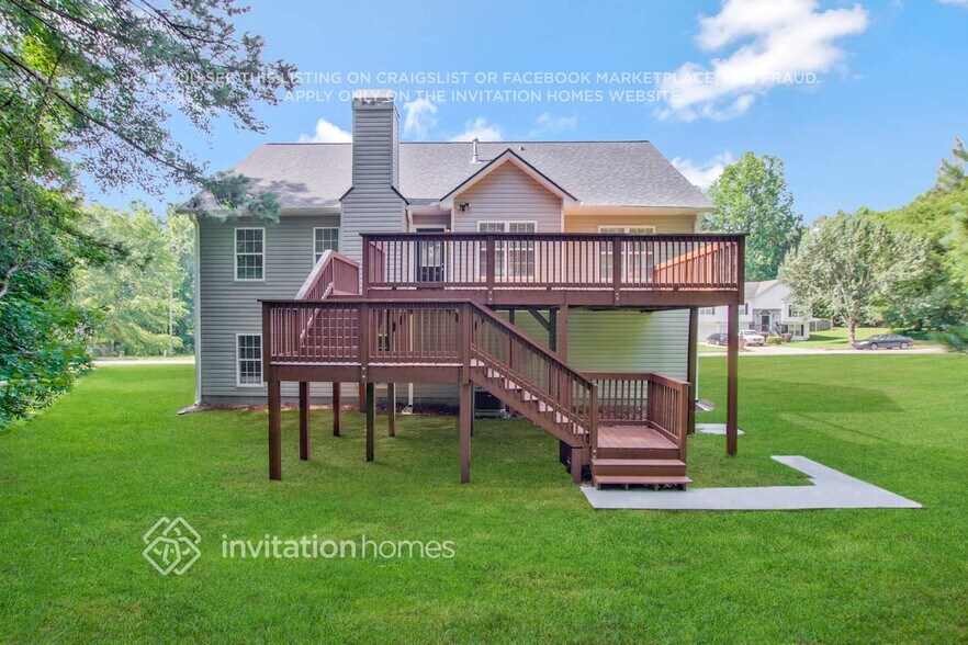 Building Photo - 5726 Graceland Dr SW