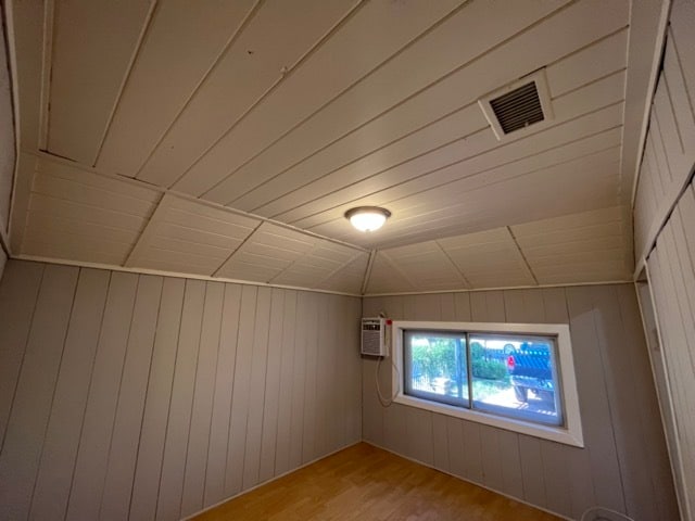 Building Photo - 5782 Hesperia Ave