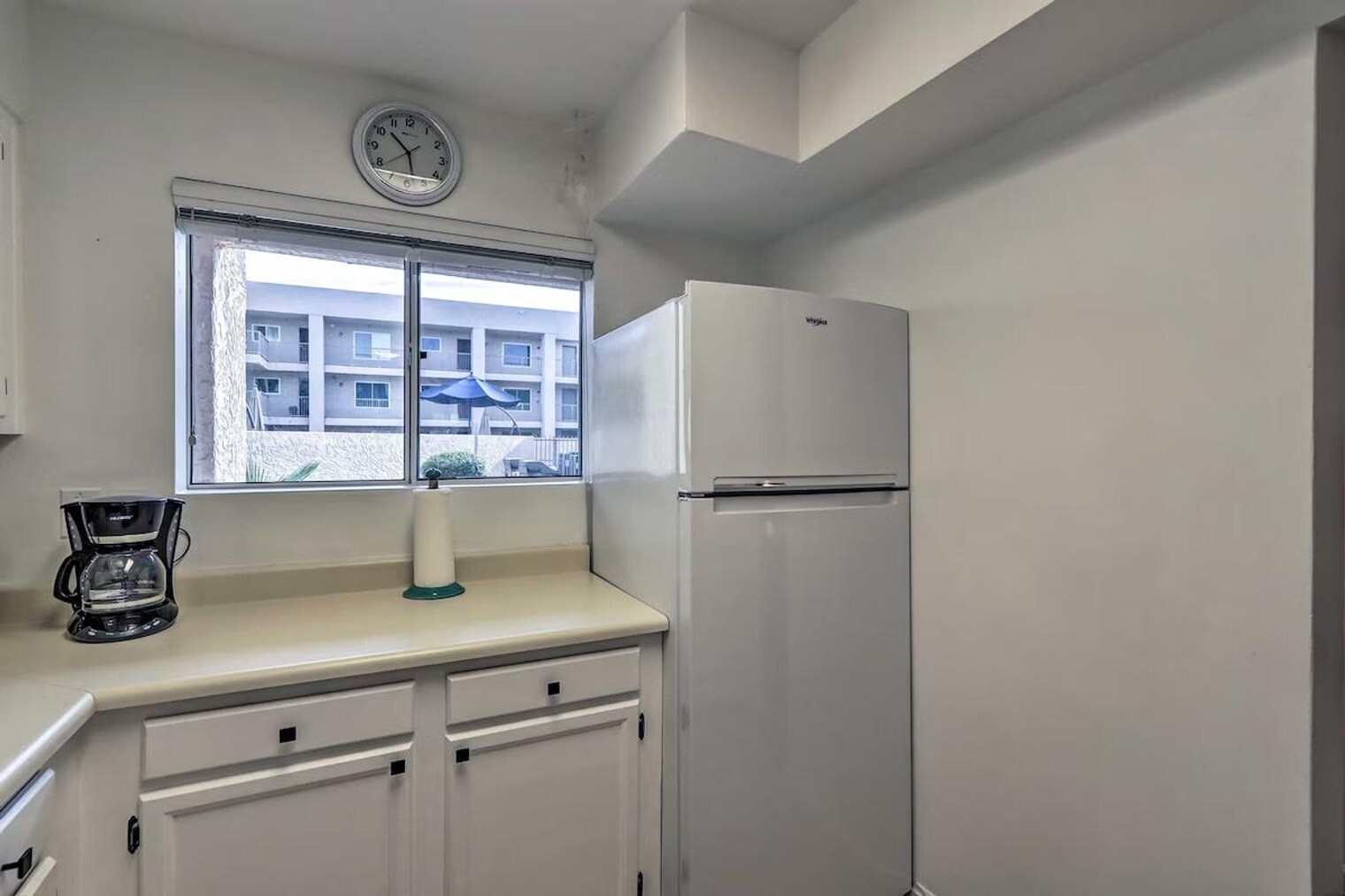 Building Photo - 7474 E Earll Dr