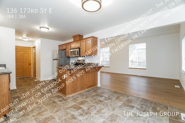 Building Photo - 136 173rd St E