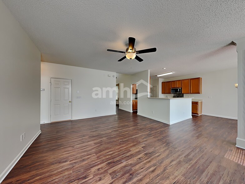Building Photo - 40 Ginger Gold Dr
