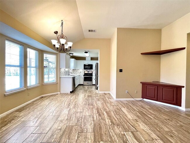 Building Photo - 502 Yaupon Cove