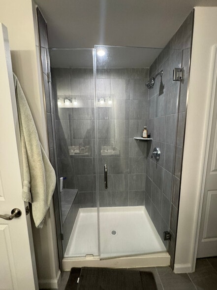 Building Photo - 10505 Neil Armstrong Way