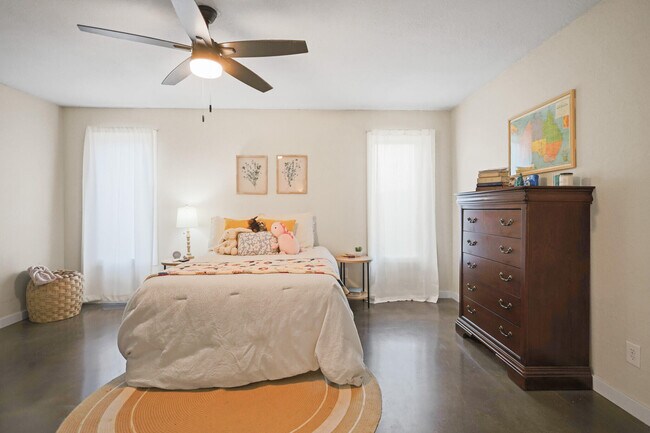 Building Photo - 4302 42nd St