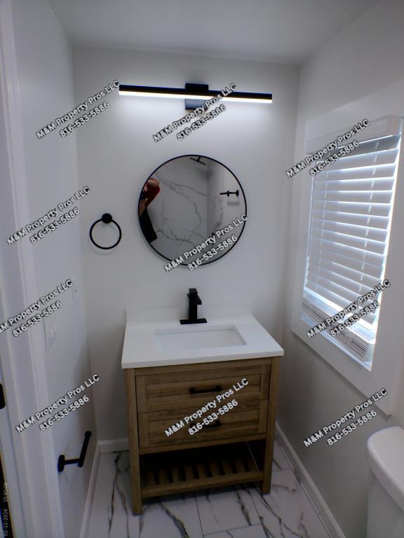 Building Photo - 8208 W 81st St