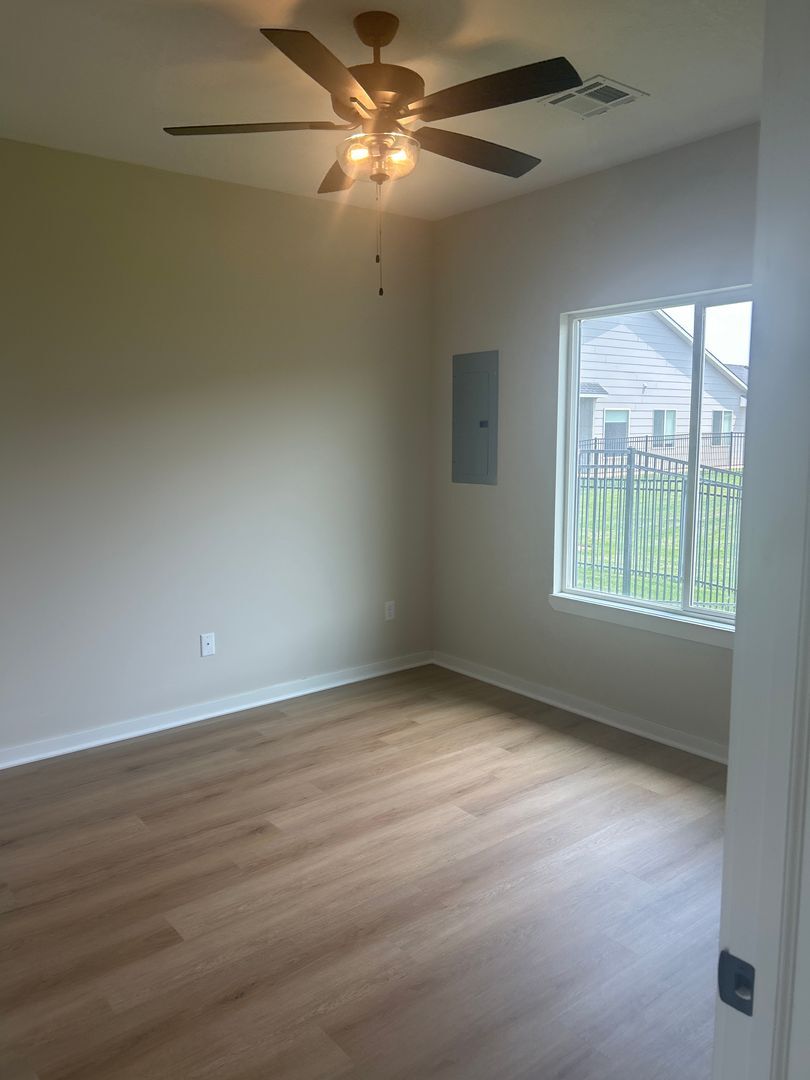 Building Photo - 12467 W