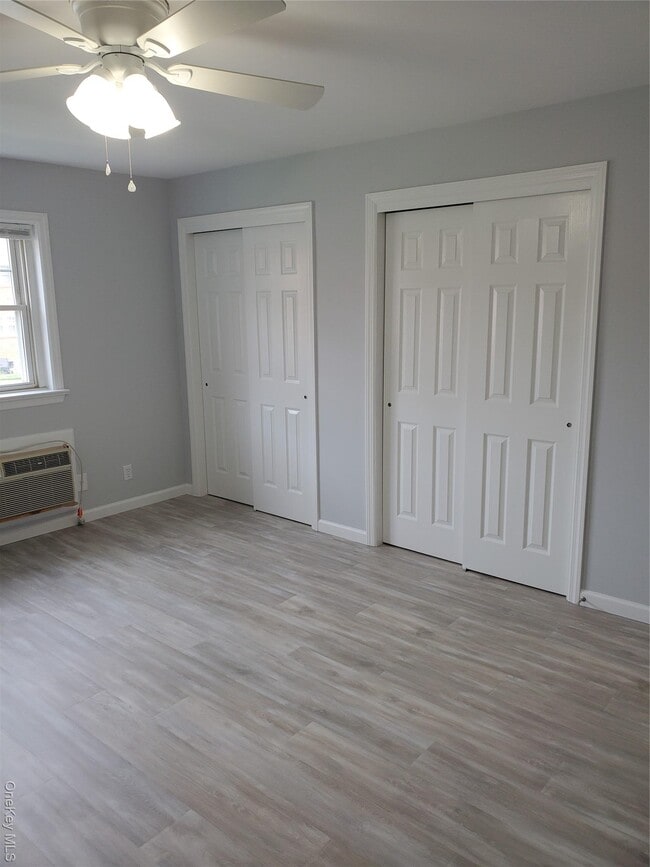 Building Photo - 1879 Crompond Rd