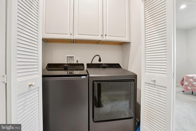 Building Photo - 47 Rosemary Wy