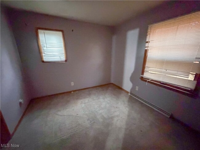 Building Photo - 3380 Sunnybrooke Dr