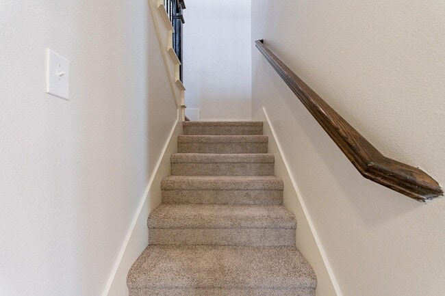 Building Photo - 3927 Cascade Sky Dr