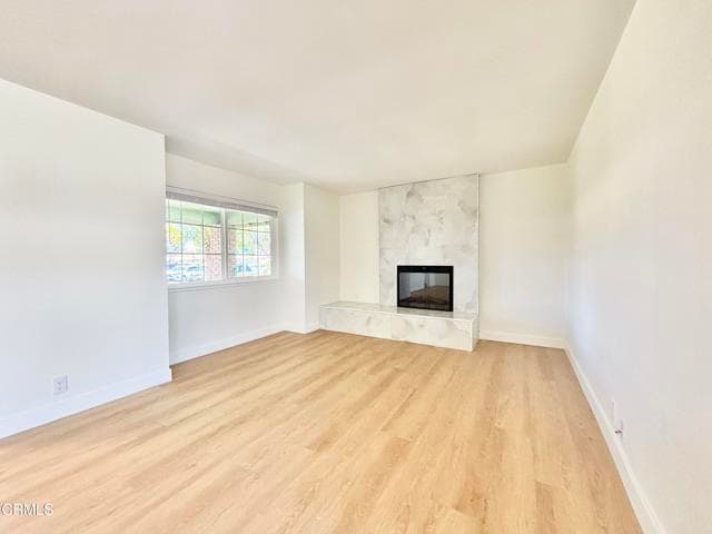 Building Photo - 203 E Elfin Green