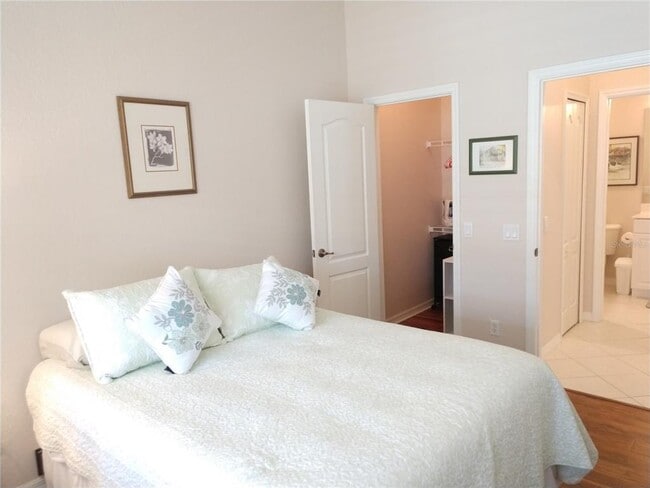 Building Photo - 7202 L Pavia Blvd