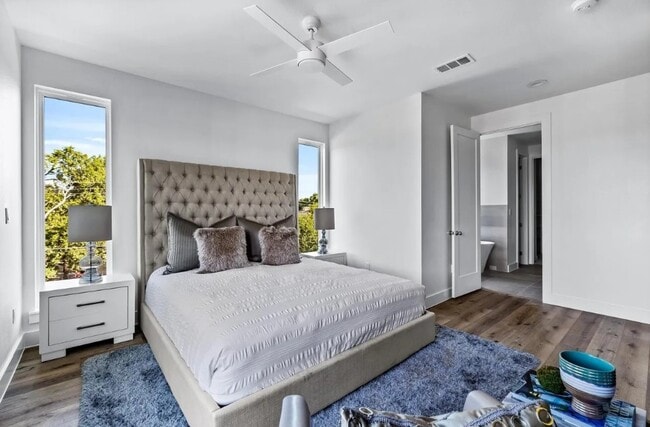 Building Photo - 183 S Prairie Ave