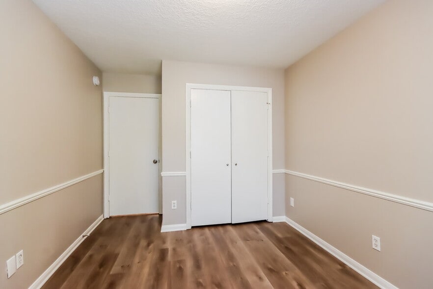 Building Photo - 4018 Hunnington Dr