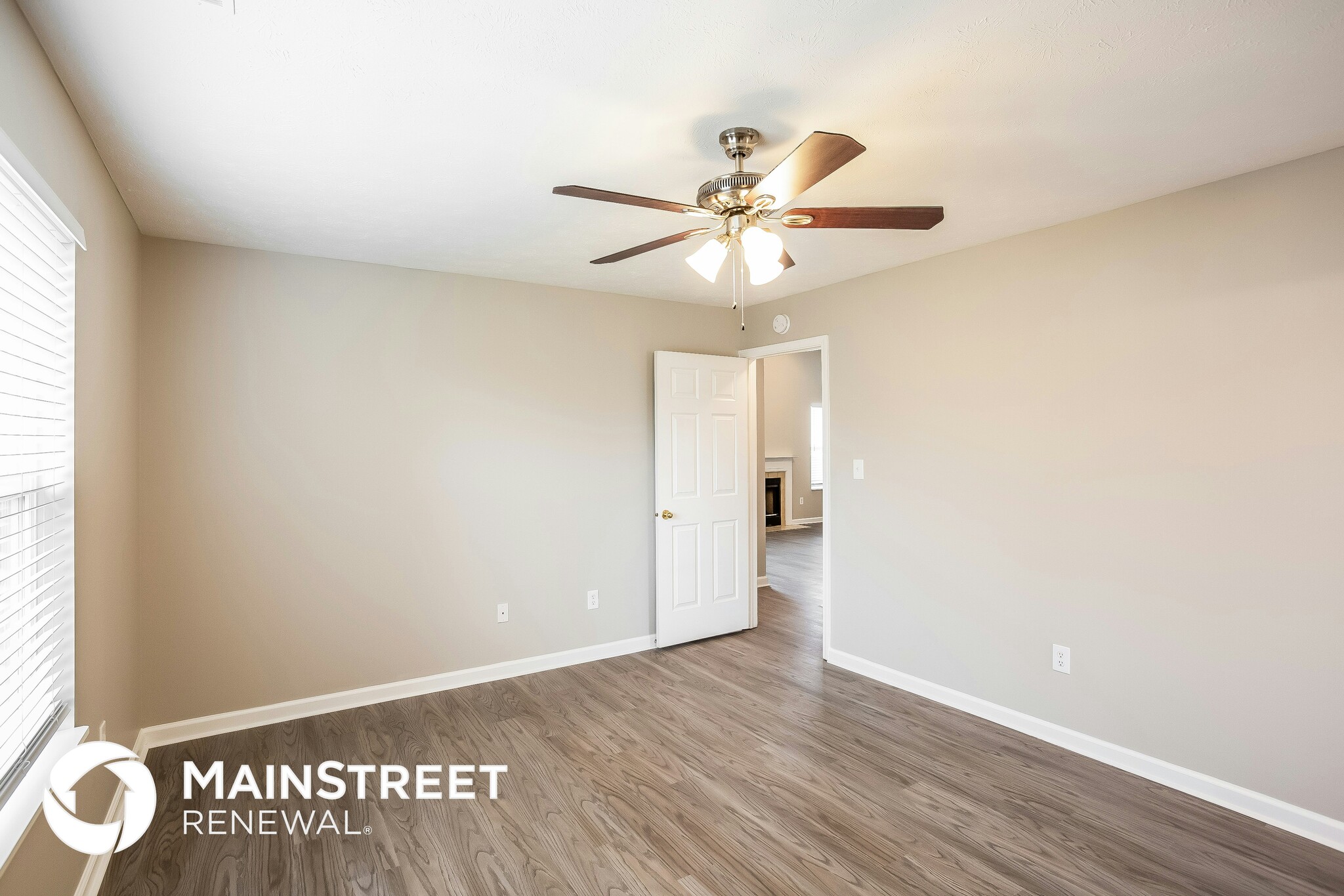 Building Photo - 10715 Tanbark Dr