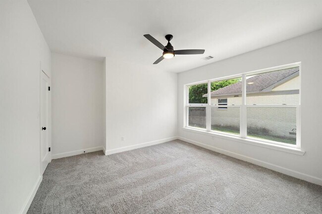 Building Photo - 2811 Barbee St