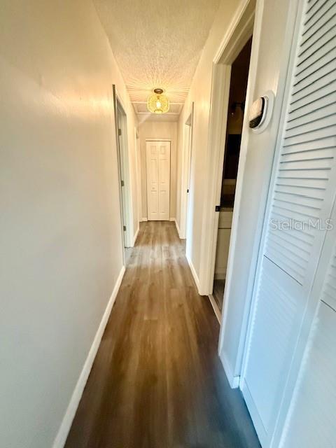 Building Photo - 1819 Oak St