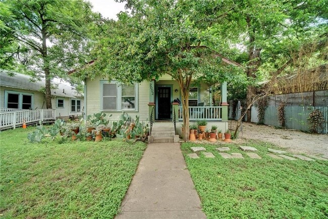 Primary Photo - 2002 Willow St