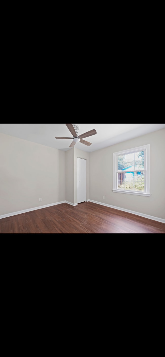 Building Photo - 2018 Louisiana Ave