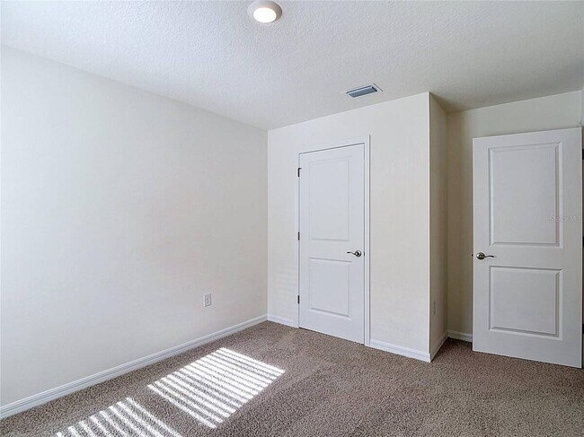 Building Photo - 31115 Silver Stage Dr