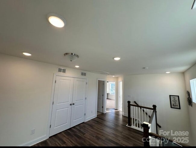 Building Photo - 6330 Keeton Ln