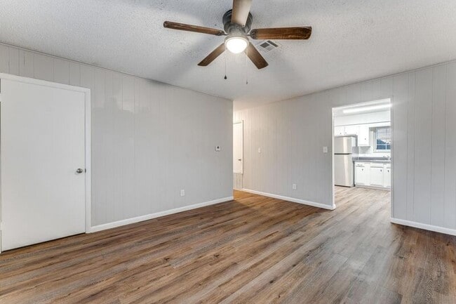 Building Photo - 740 N 6th St