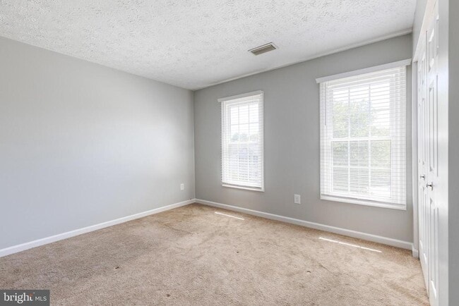 Building Photo - 7904 Severn Hills Way