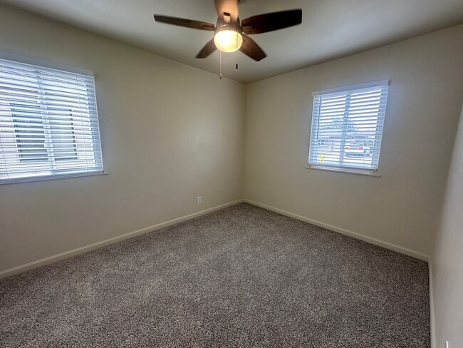 Building Photo - Charming 3-Bed Home with Huge Yard & Fresh Upgrades