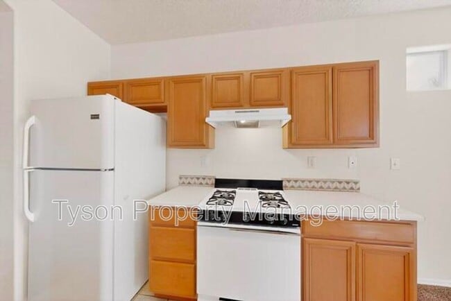 Building Photo - 10309 Longmont Pl NW