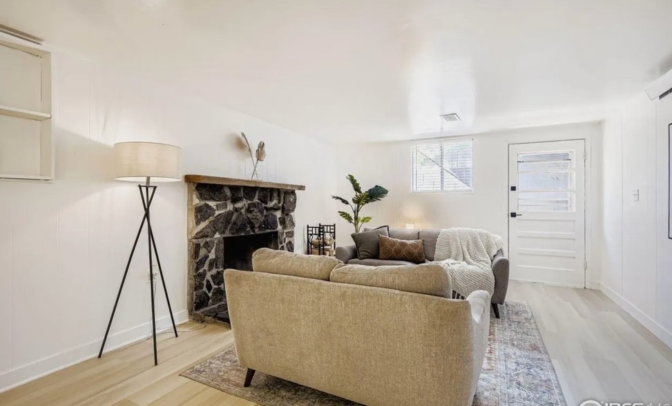 Building Photo - 604 Colorado St