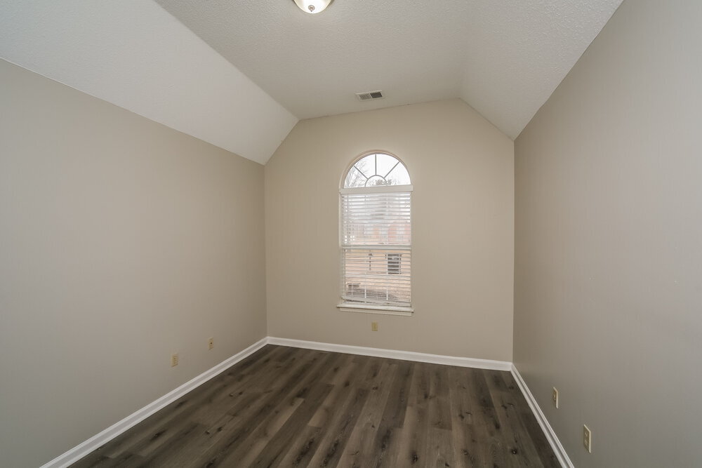Building Photo - 7107 Puddin Ln