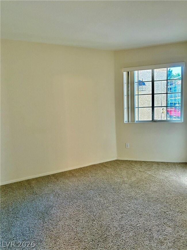 Building Photo - 1736 Navarre Ln