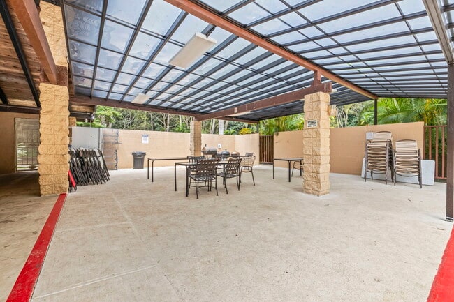 Building Photo - 95-269-269 Waikalani Dr
