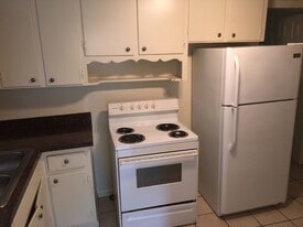 Building Photo - 2678 Ernest Street