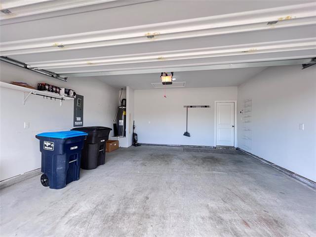 Building Photo - 617 Blacktail Dr