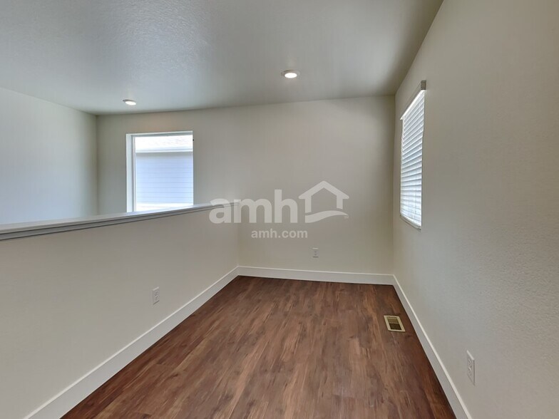 Building Photo - 3936 Patterdale Pl