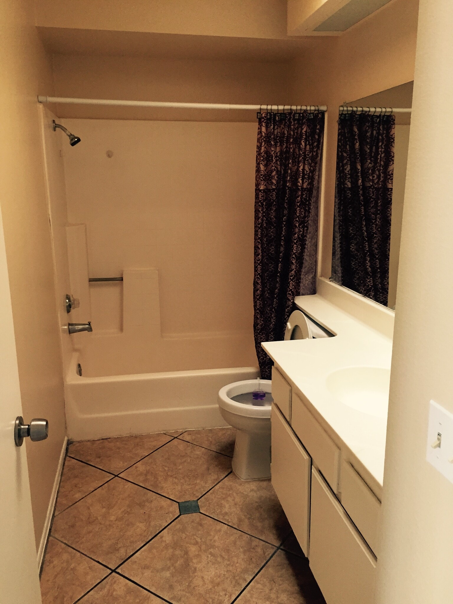 Building Photo - 1943 Padilla Dr