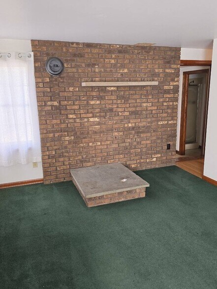 Building Photo - 1584 PA-106