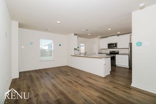 Building Photo - Coming Soon!