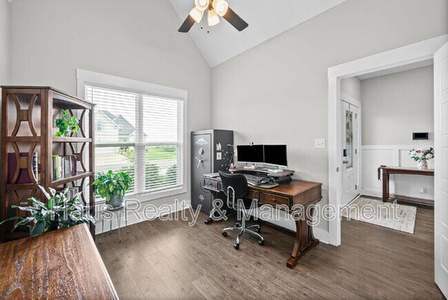 Building Photo - 538 Fieldview Wy