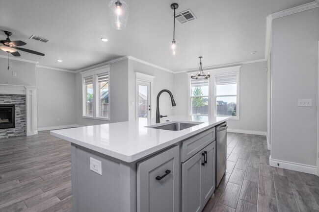 Building Photo - Stunning Corner Lot