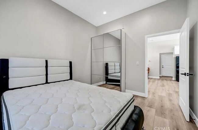 Building Photo - House for rent