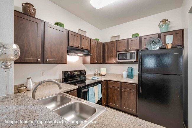 Building Photo - 2400 Spring Rain Dr