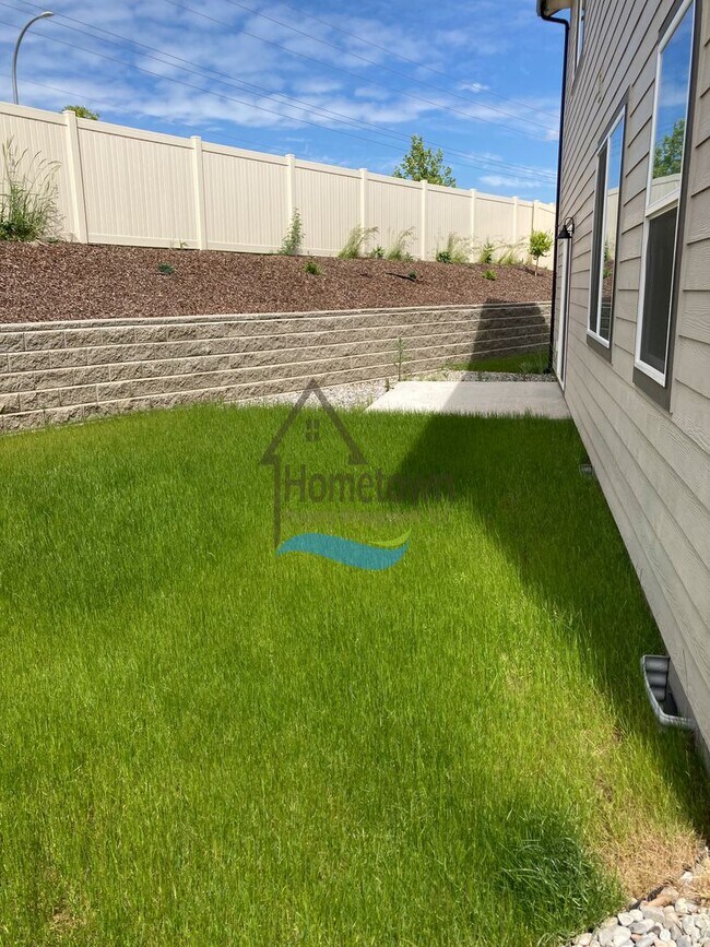 Building Photo - Woodbridge South Home with 4 Bedrooms and ...